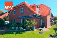 Hauptbild Traumhaftes Einfamilienhaus mit stilvollem Design und großzügigem Platzangebot - Ein Ort zum Wohlfühlen und Entspannen